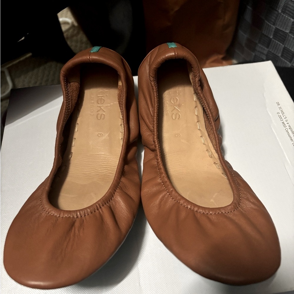 Tieks Brown Leather Ballet Flats with Elastic Trim